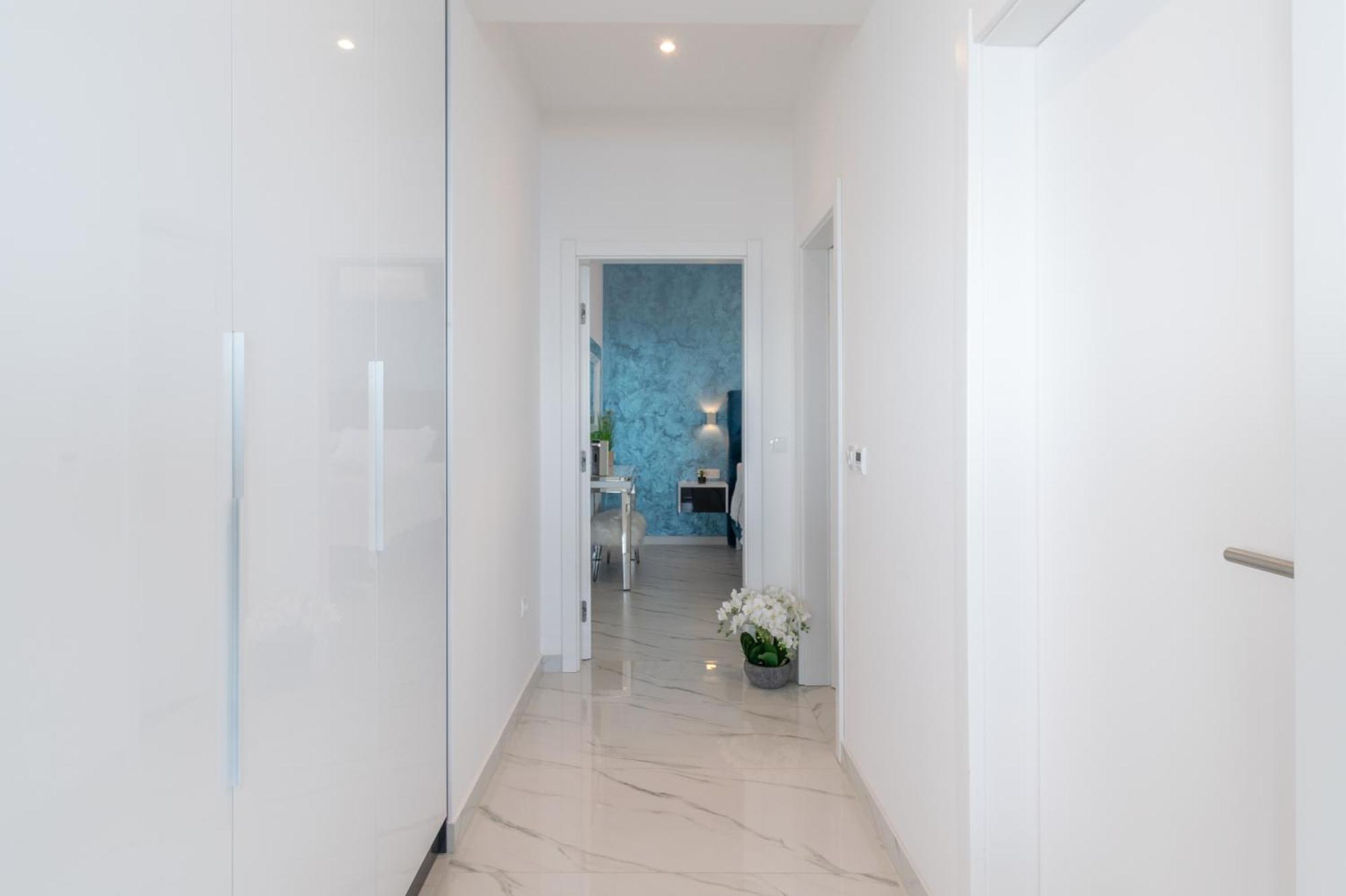 Lux Penthouse Panoramic View With Jacuzzi Apartment Makarska Ngoại thất bức ảnh